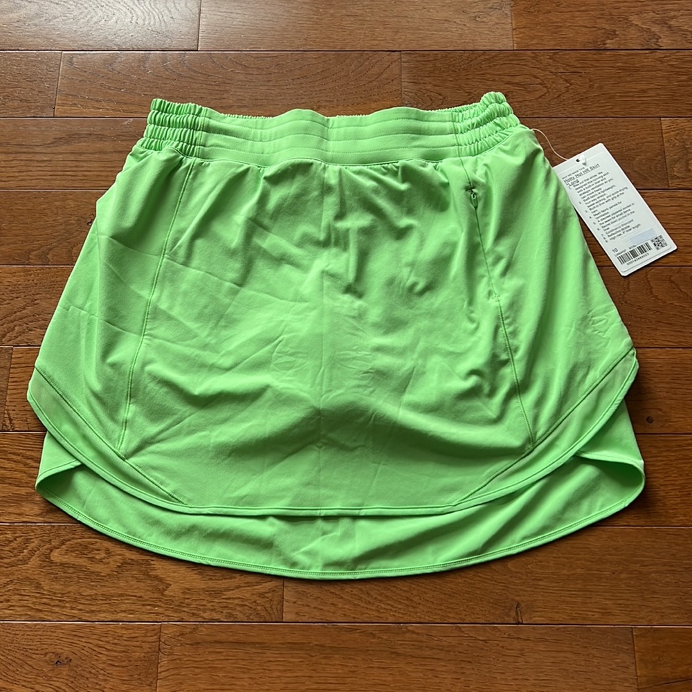 💚LULULEMON HIGH RISE HOTTY HOT SKIRT/SKORT *LONG-SCREAM GREEN LIGHT-10💚